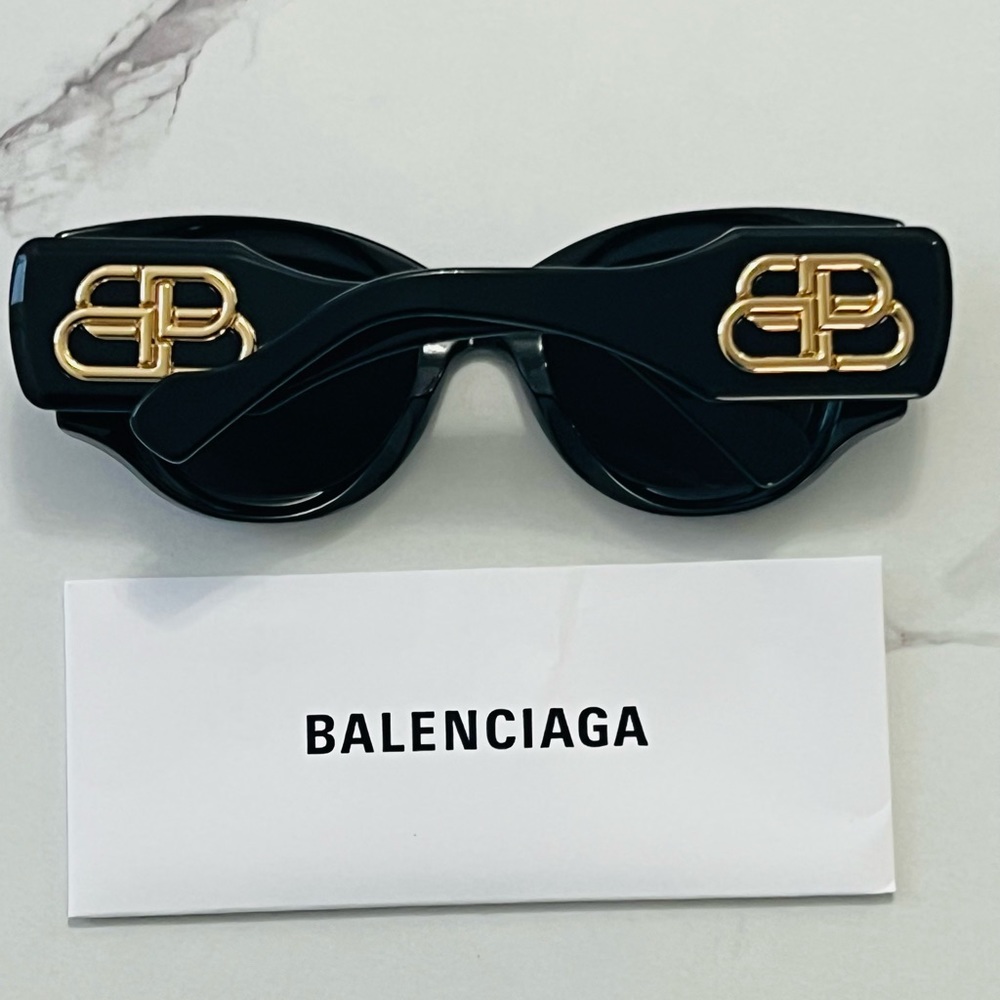 Balenciaga BB Logo Sunglasses - Picture 6 of 8